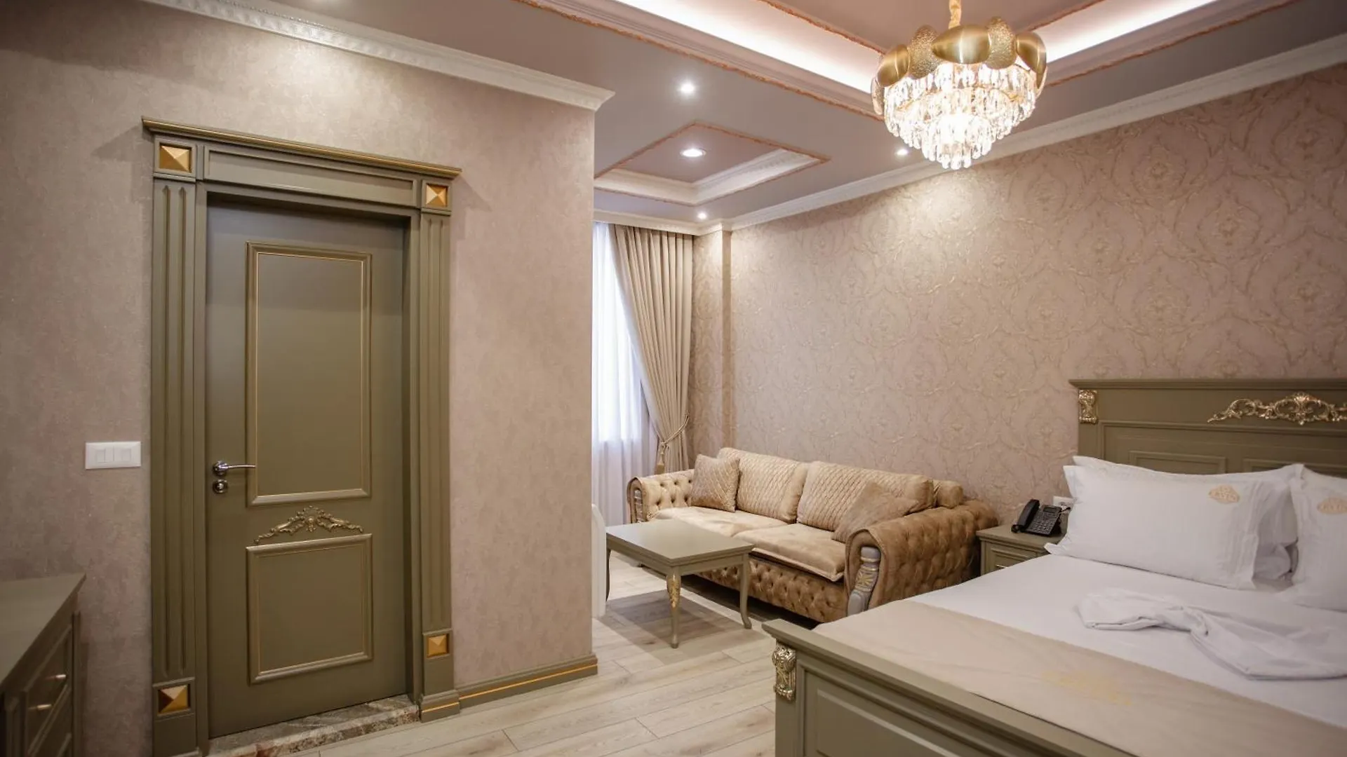 שקודר Ervini Boutique Hotel