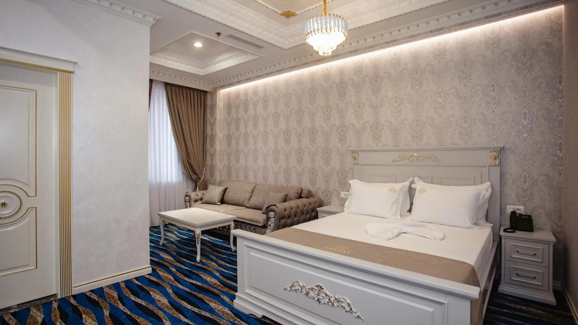 Ervini Boutique Hotel شكودر