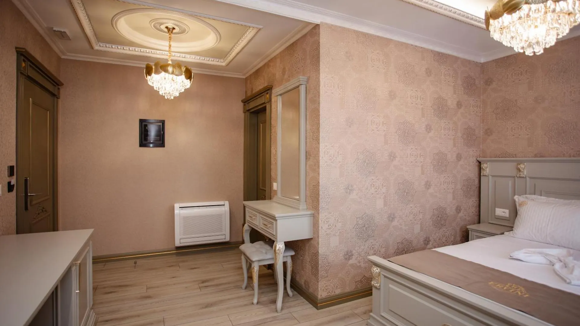 Ervini Boutique Hotel Shkoder