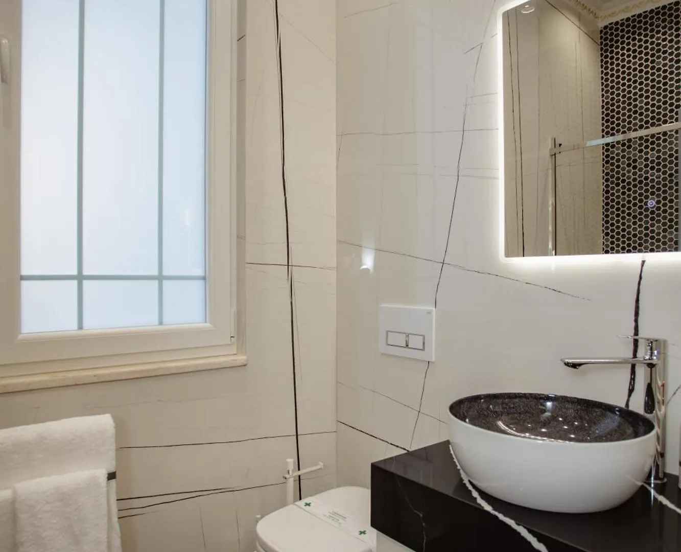 Ervini Boutique Hotel شكودر