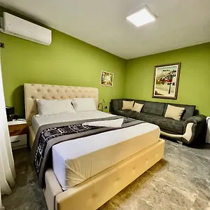 https://center-apartments-tirana.hotels-in-tirana.com